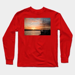 January sunrise on the River Blyth Long Sleeve T-Shirt